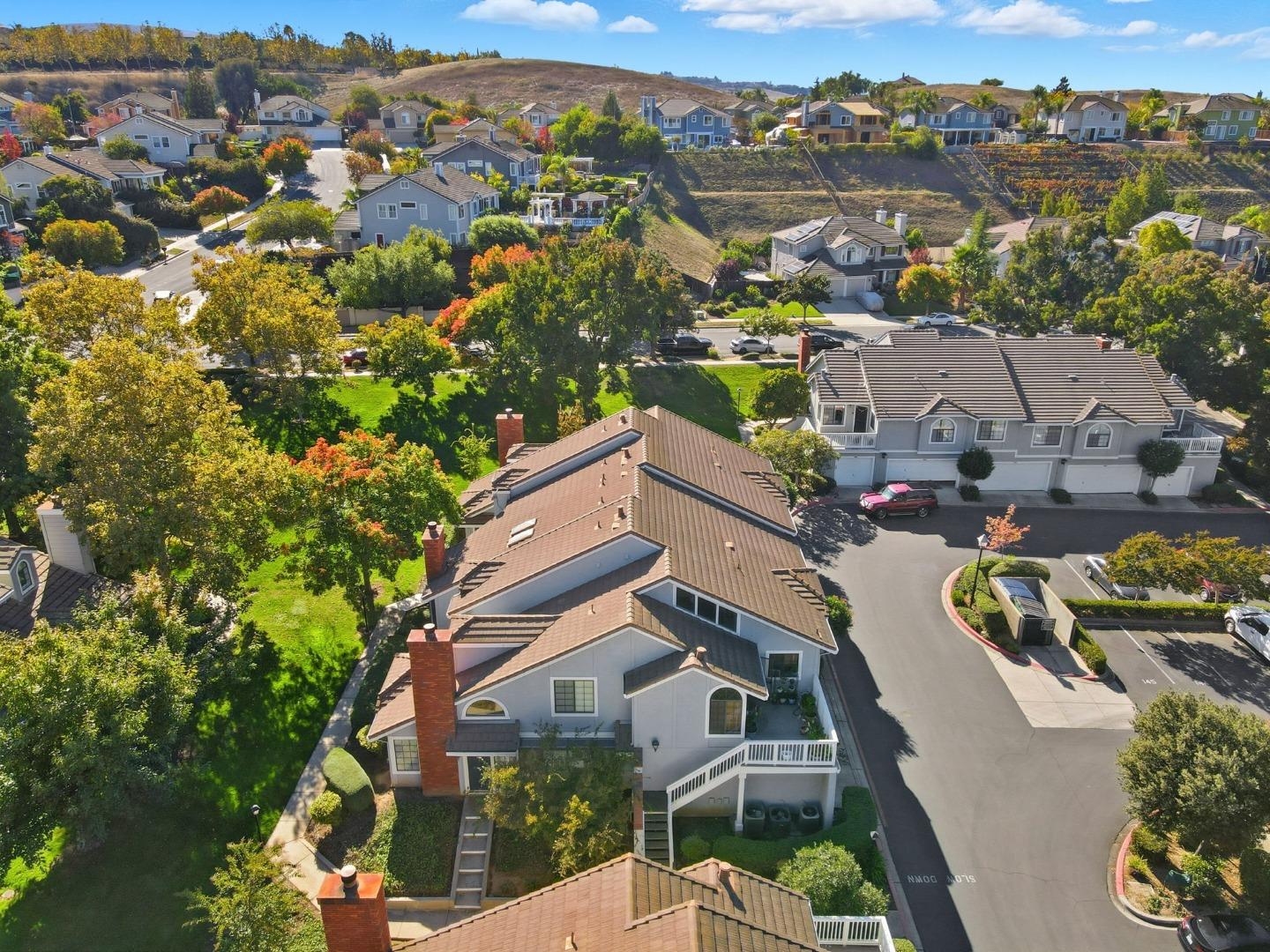 Detail Gallery Image 43 of 47 For 2512 Yerba Hills Ct, San Jose,  CA 95121 - 3 Beds | 2 Baths