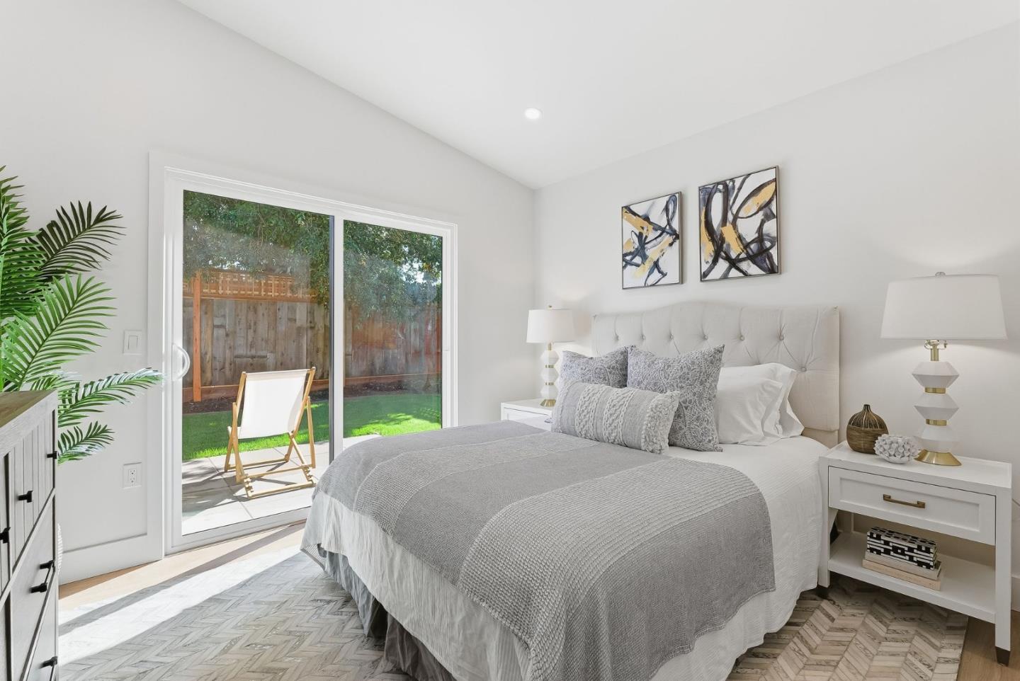 Detail Gallery Image 14 of 33 For 2550 Annapolis St, East Palo Alto,  CA 94303 - 3 Beds | 2 Baths