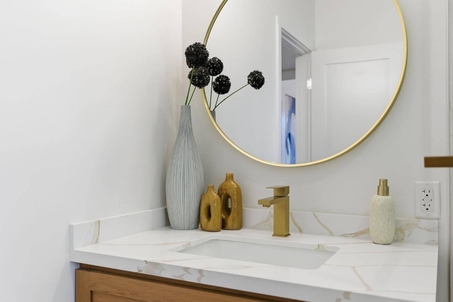 Detail Gallery Image 25 of 33 For 2550 Annapolis St, East Palo Alto,  CA 94303 - 3 Beds | 2 Baths