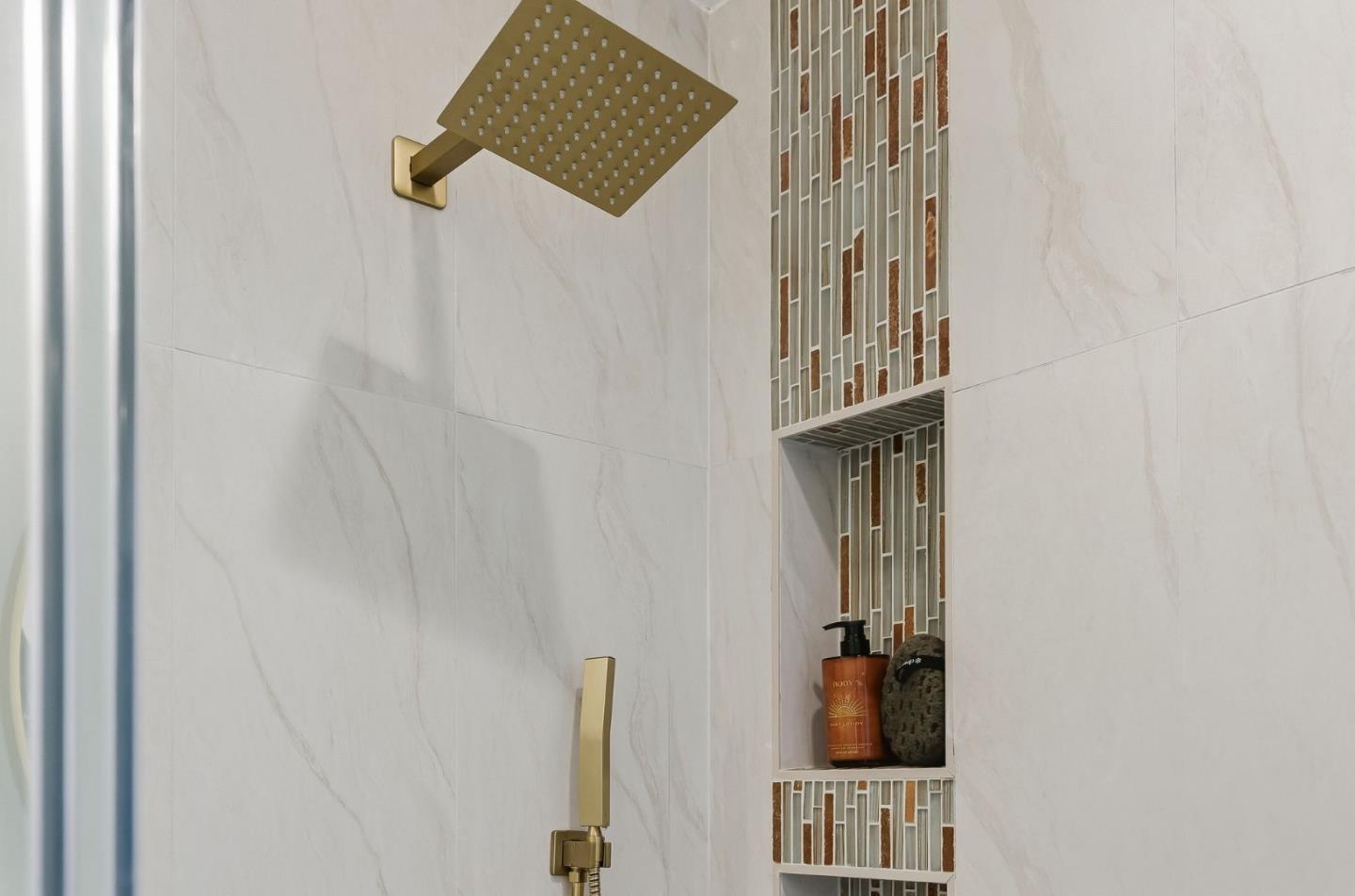 Detail Gallery Image 26 of 33 For 2550 Annapolis St, East Palo Alto,  CA 94303 - 3 Beds | 2 Baths