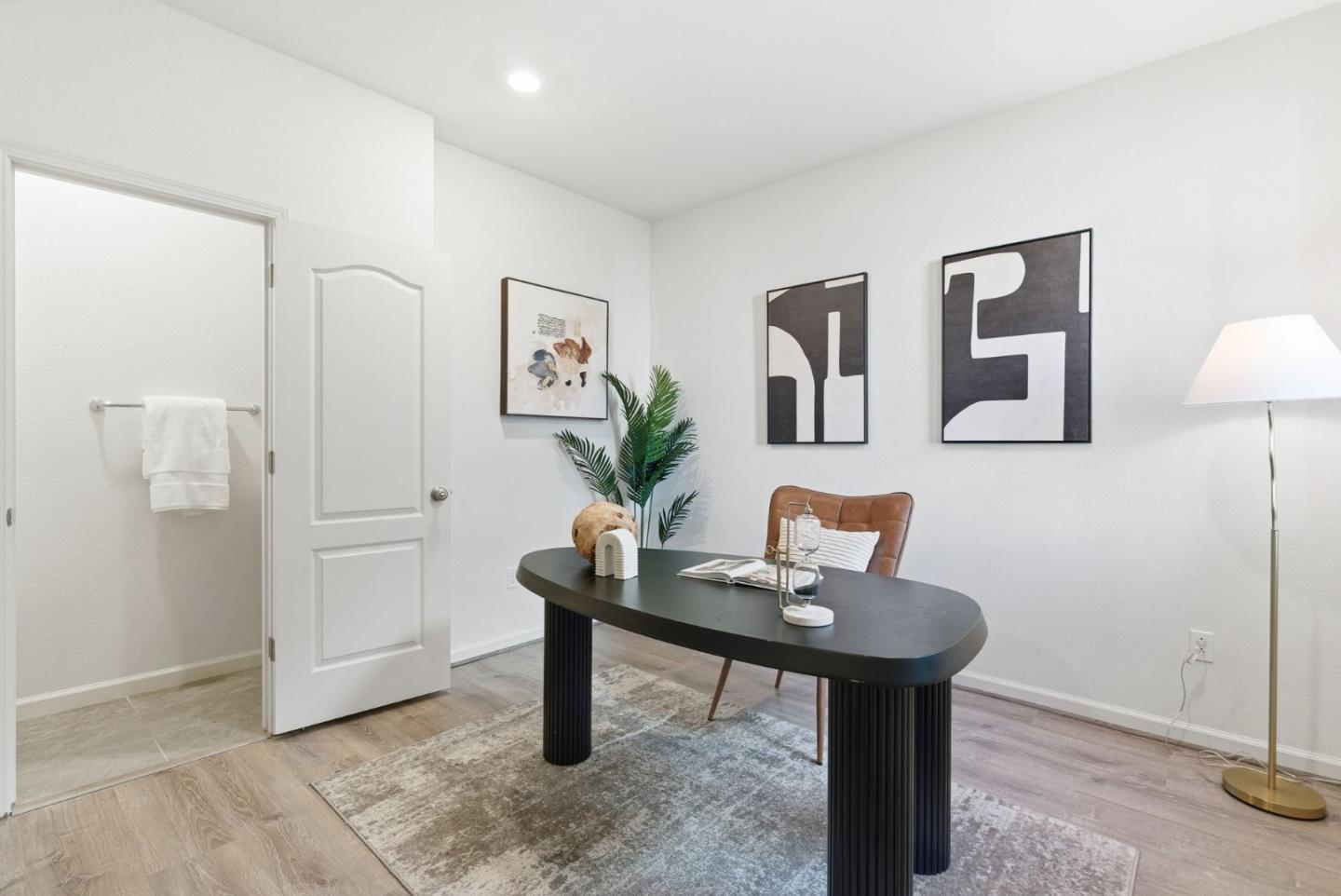 Detail Gallery Image 21 of 43 For 24548 Autumn Mist Way, Hayward,  CA 94544 - 4 Beds | 3/1 Baths