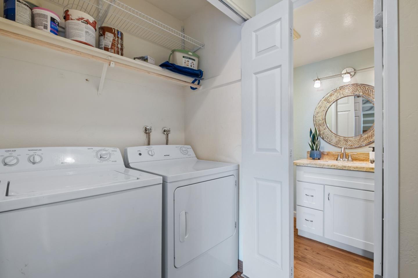 Detail Gallery Image 37 of 47 For 2524 W Middlefield Rd, Mountain View,  CA 94043 - 2 Beds | 1/1 Baths