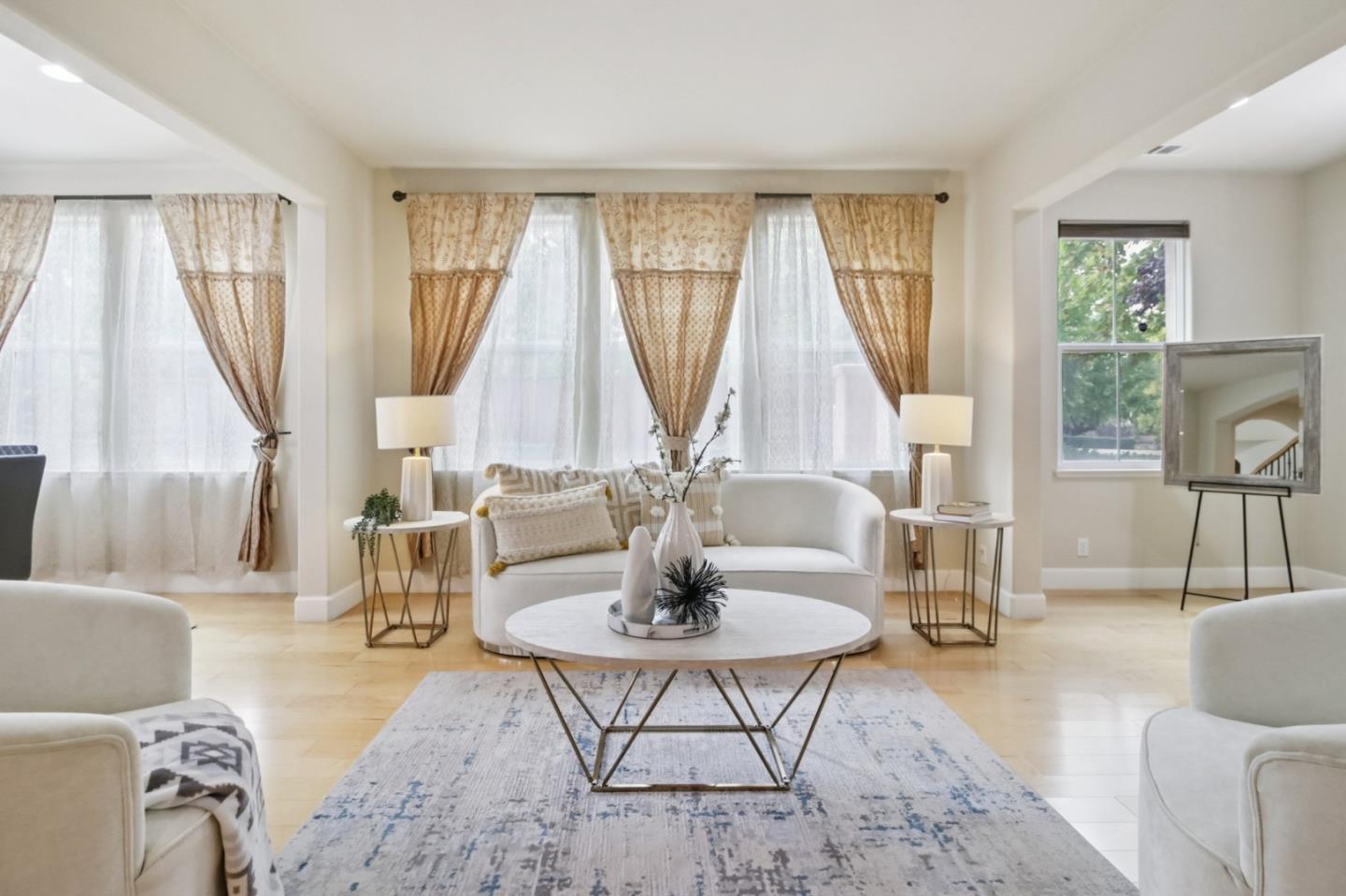 Detail Gallery Image 12 of 77 For 3823 Mosher Dr, San Jose,  CA 95148 - 5 Beds | 3 Baths