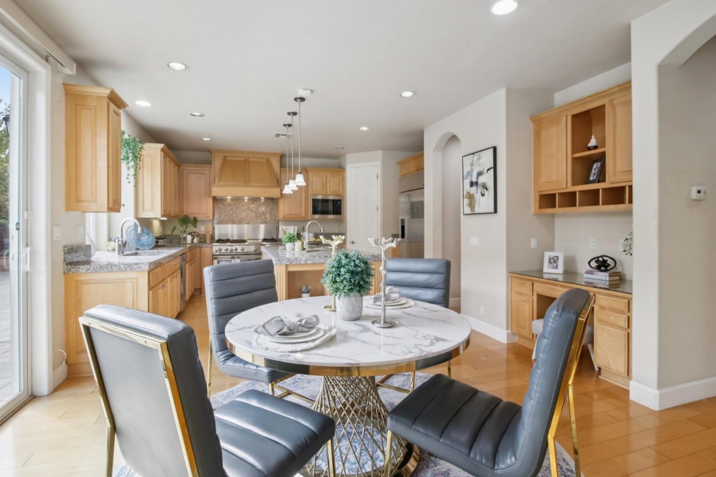 Detail Gallery Image 25 of 77 For 3823 Mosher Dr, San Jose,  CA 95148 - 5 Beds | 3 Baths