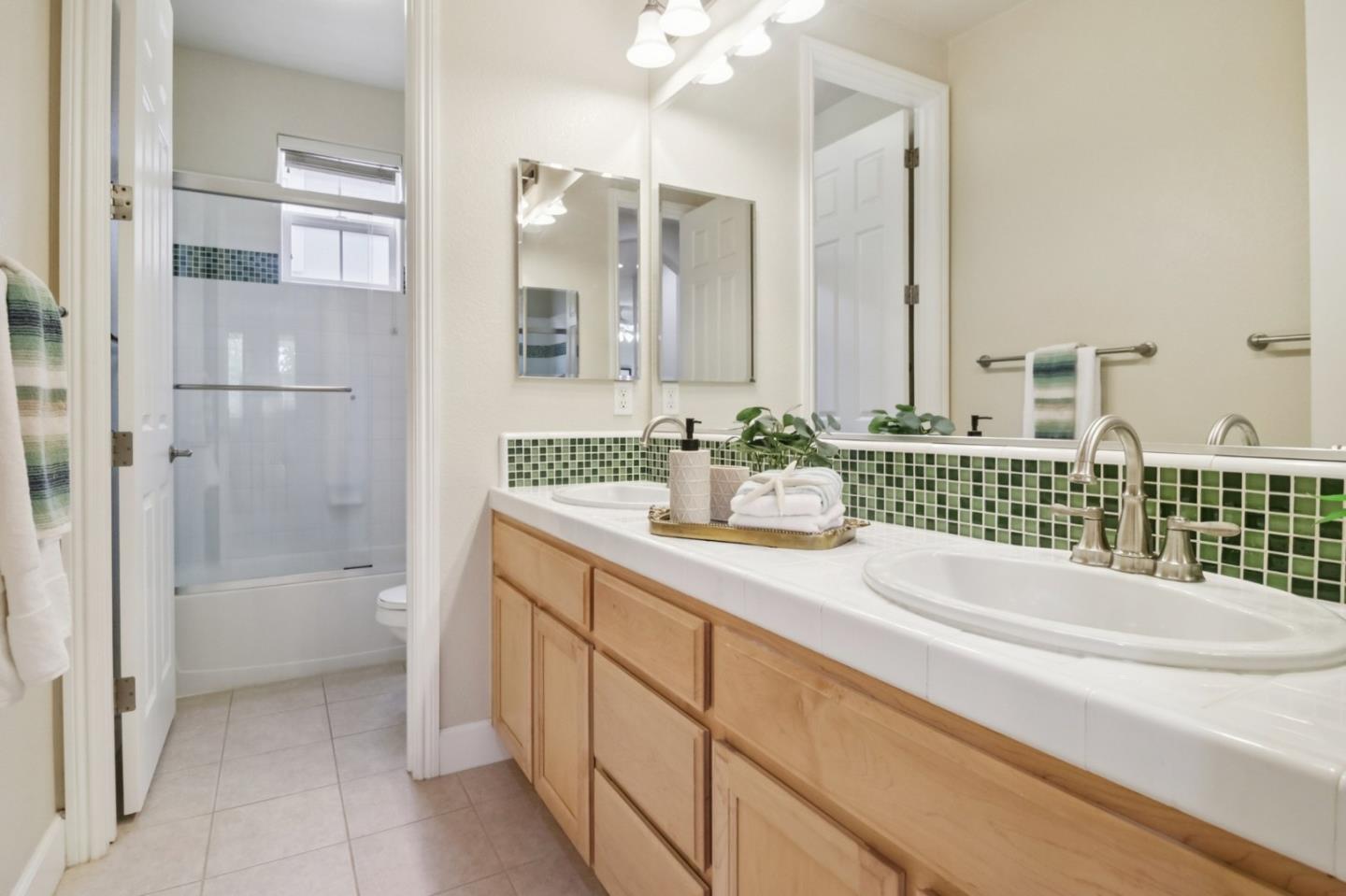 Detail Gallery Image 62 of 77 For 3823 Mosher Dr, San Jose,  CA 95148 - 5 Beds | 3 Baths