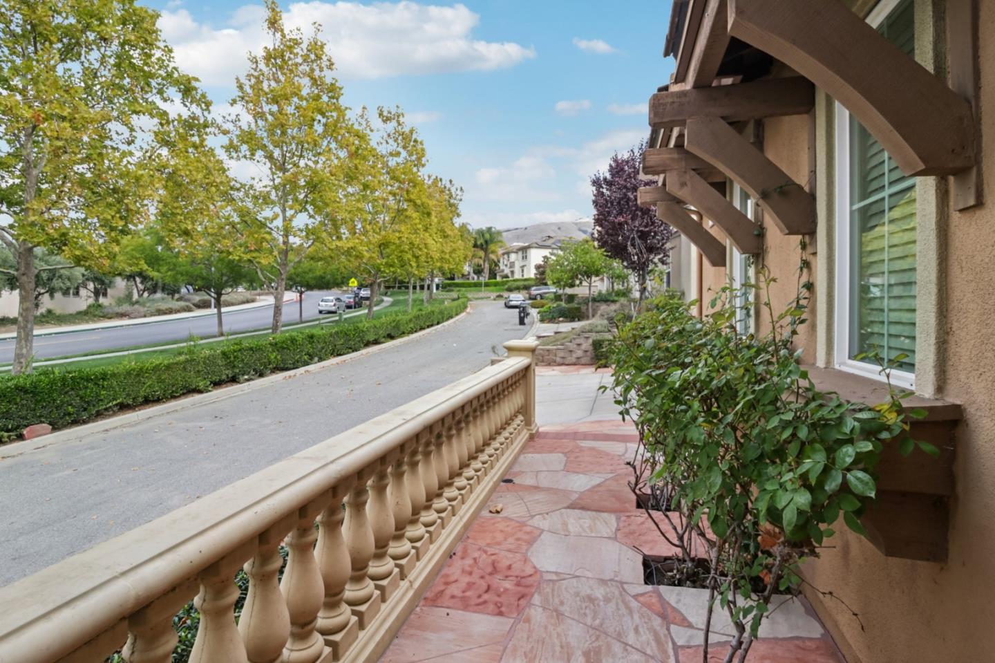 Detail Gallery Image 8 of 77 For 3823 Mosher Dr, San Jose,  CA 95148 - 5 Beds | 3 Baths