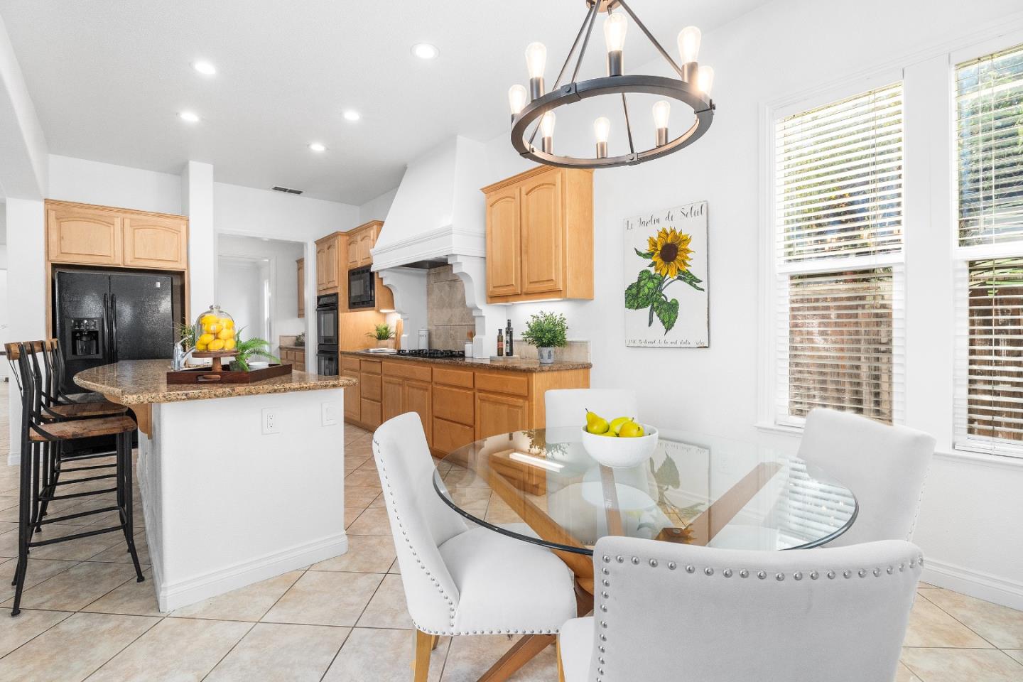 Detail Gallery Image 25 of 69 For 5949 Taormino Ave, San Jose,  CA 95123 - 5 Beds | 4/1 Baths