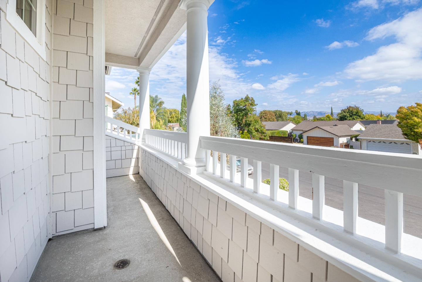 Detail Gallery Image 32 of 69 For 5949 Taormino Ave, San Jose,  CA 95123 - 5 Beds | 4/1 Baths