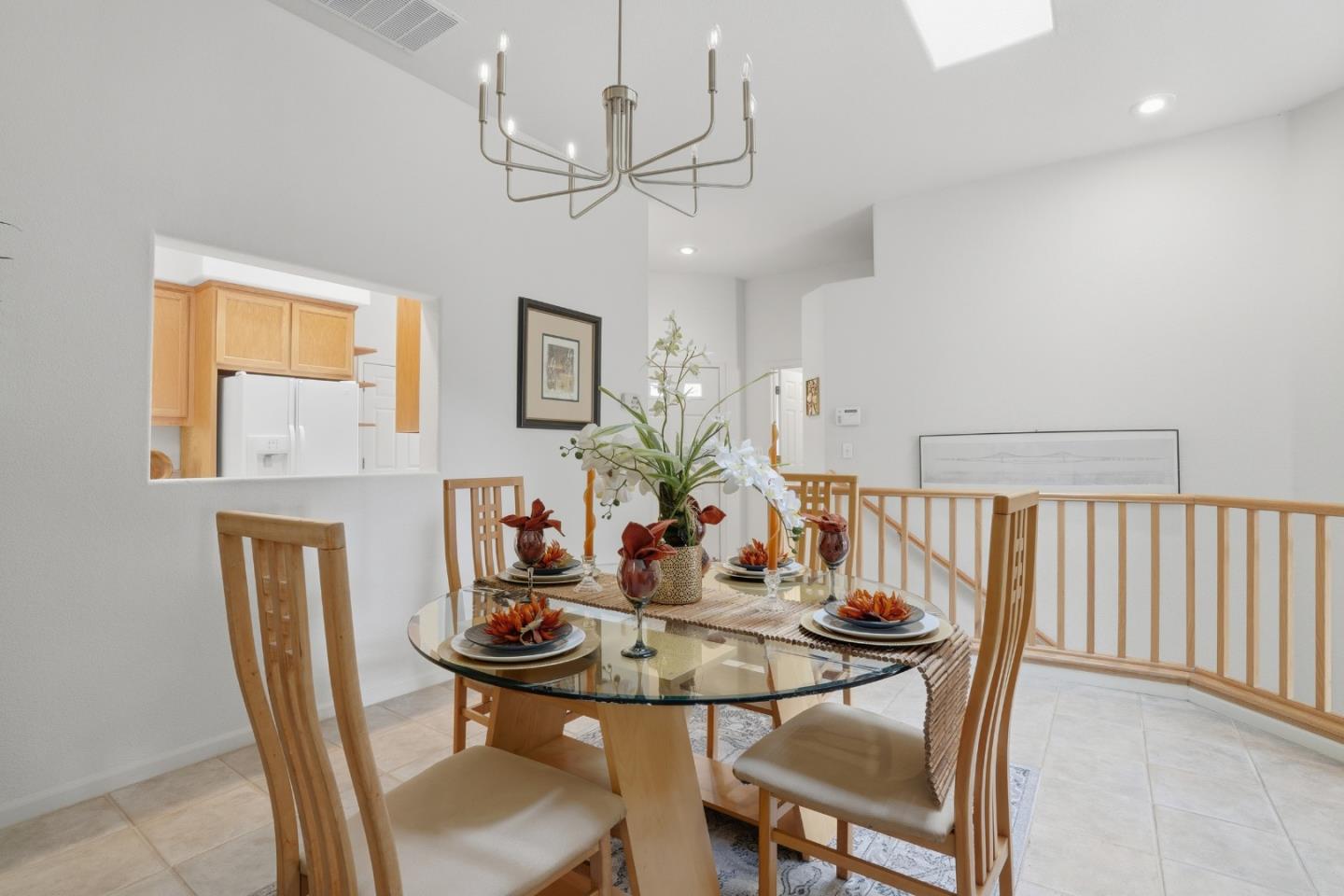 Detail Gallery Image 12 of 64 For 69 Windcrest Ln, South San Francisco,  CA 94080 - 3 Beds | 2/1 Baths