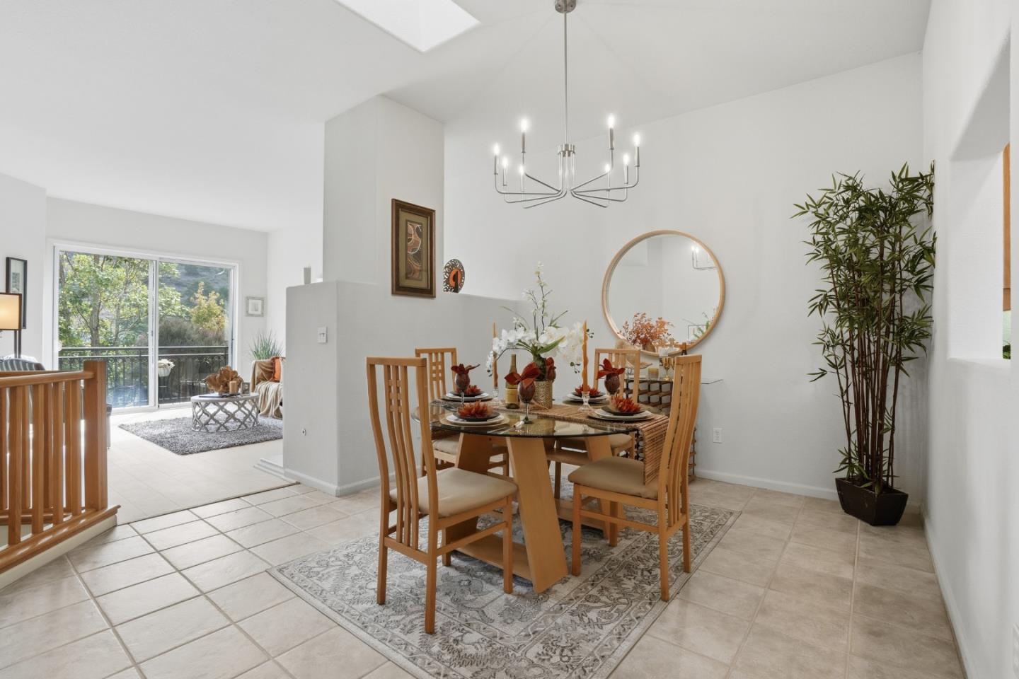 Detail Gallery Image 13 of 64 For 69 Windcrest Ln, South San Francisco,  CA 94080 - 3 Beds | 2/1 Baths