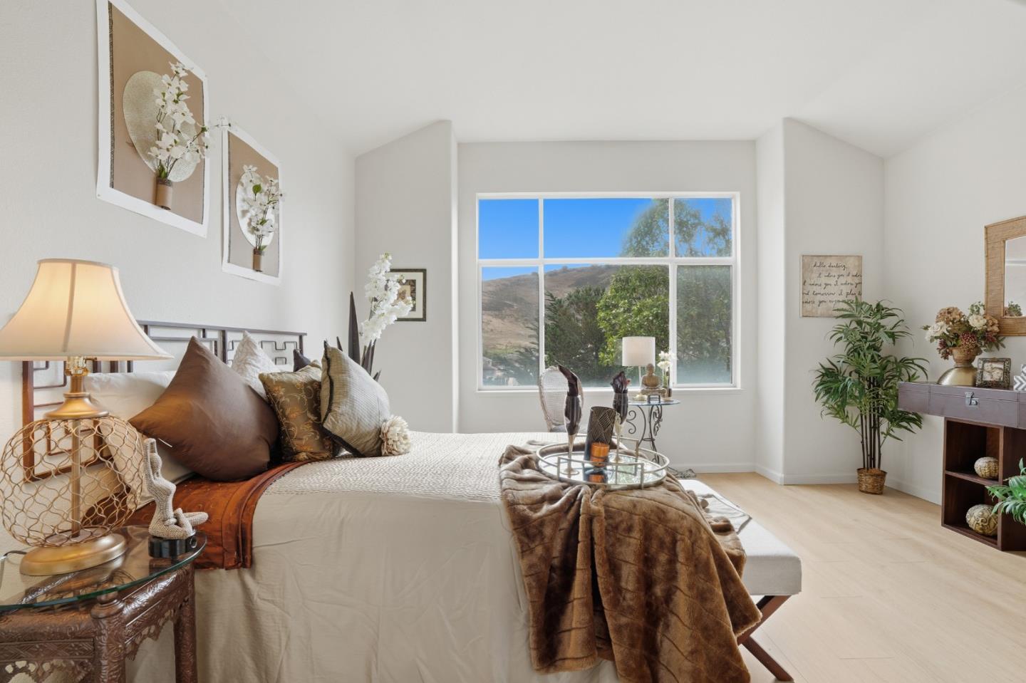 Detail Gallery Image 25 of 64 For 69 Windcrest Ln, South San Francisco,  CA 94080 - 3 Beds | 2/1 Baths