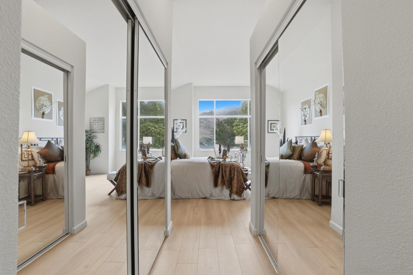 Detail Gallery Image 29 of 64 For 69 Windcrest Ln, South San Francisco,  CA 94080 - 3 Beds | 2/1 Baths