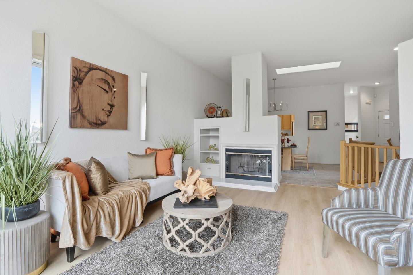 Detail Gallery Image 4 of 64 For 69 Windcrest Ln, South San Francisco,  CA 94080 - 3 Beds | 2/1 Baths