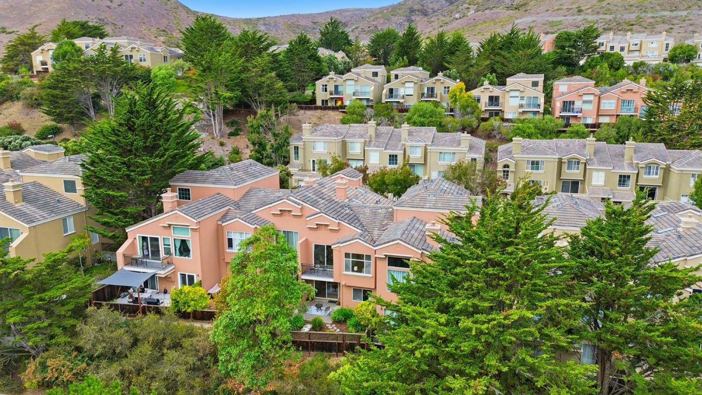 Detail Gallery Image 59 of 64 For 69 Windcrest Ln, South San Francisco,  CA 94080 - 3 Beds | 2/1 Baths