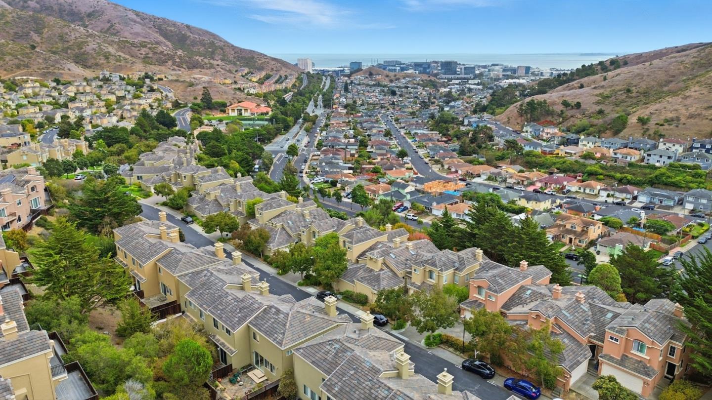 Detail Gallery Image 62 of 64 For 69 Windcrest Ln, South San Francisco,  CA 94080 - 3 Beds | 2/1 Baths