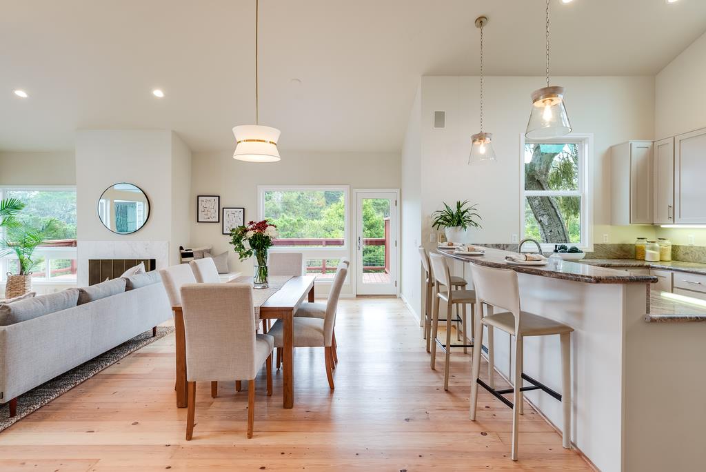 Detail Gallery Image 9 of 34 For 8 Cresta Way, Watsonville,  CA 95076 - 3 Beds | 3 Baths