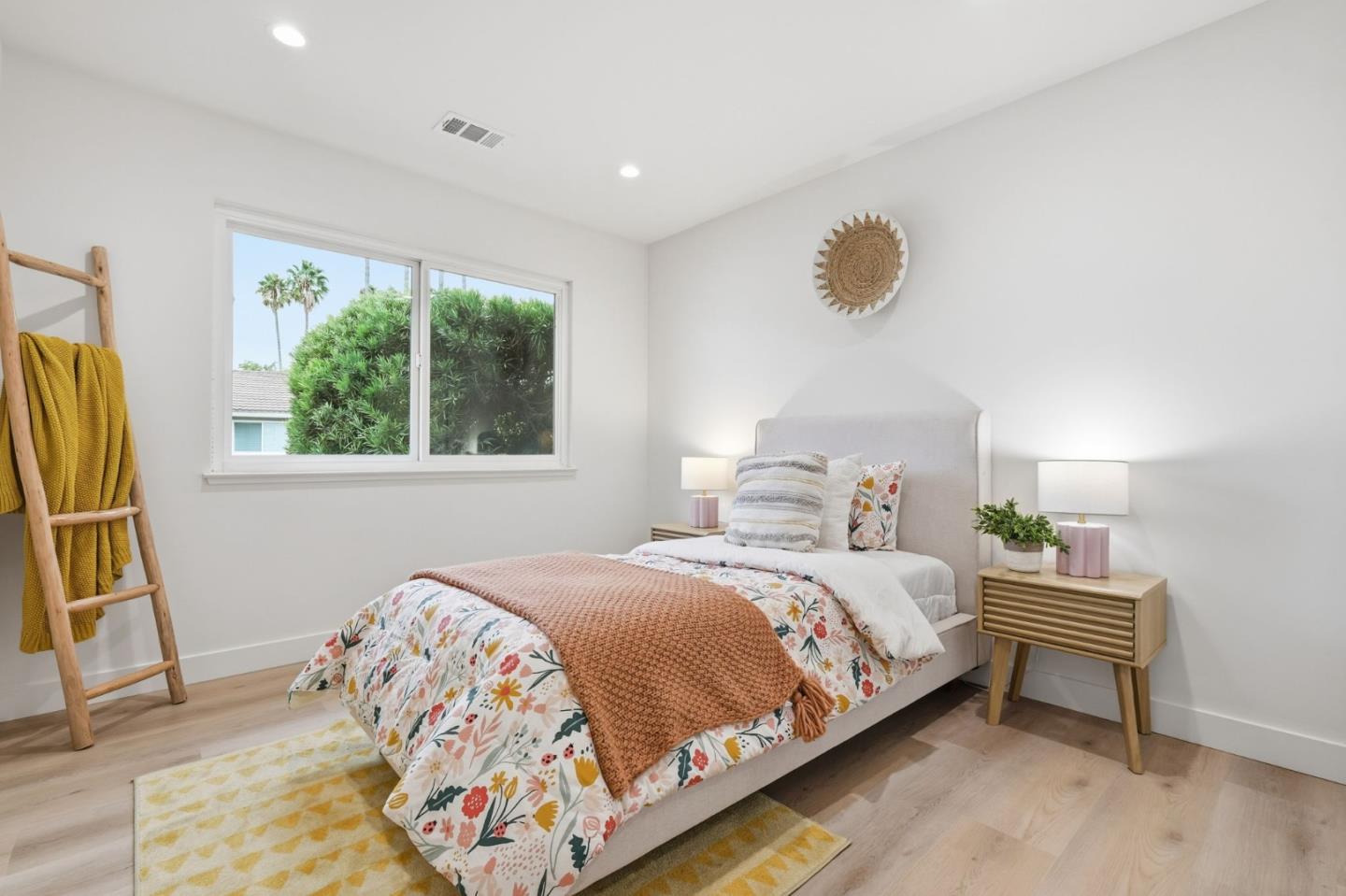 Detail Gallery Image 17 of 27 For 40107 Catalina Pl, Fremont,  CA 94539 - 4 Beds | 2 Baths