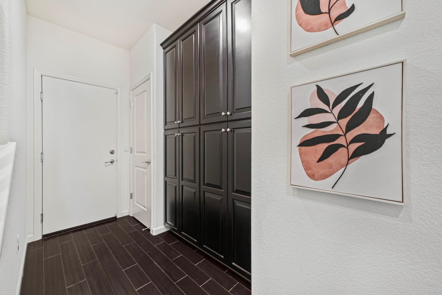Detail Gallery Image 12 of 46 For 2753 Ferrara Cir, San Jose,  CA 95111 - 3 Beds | 3/1 Baths