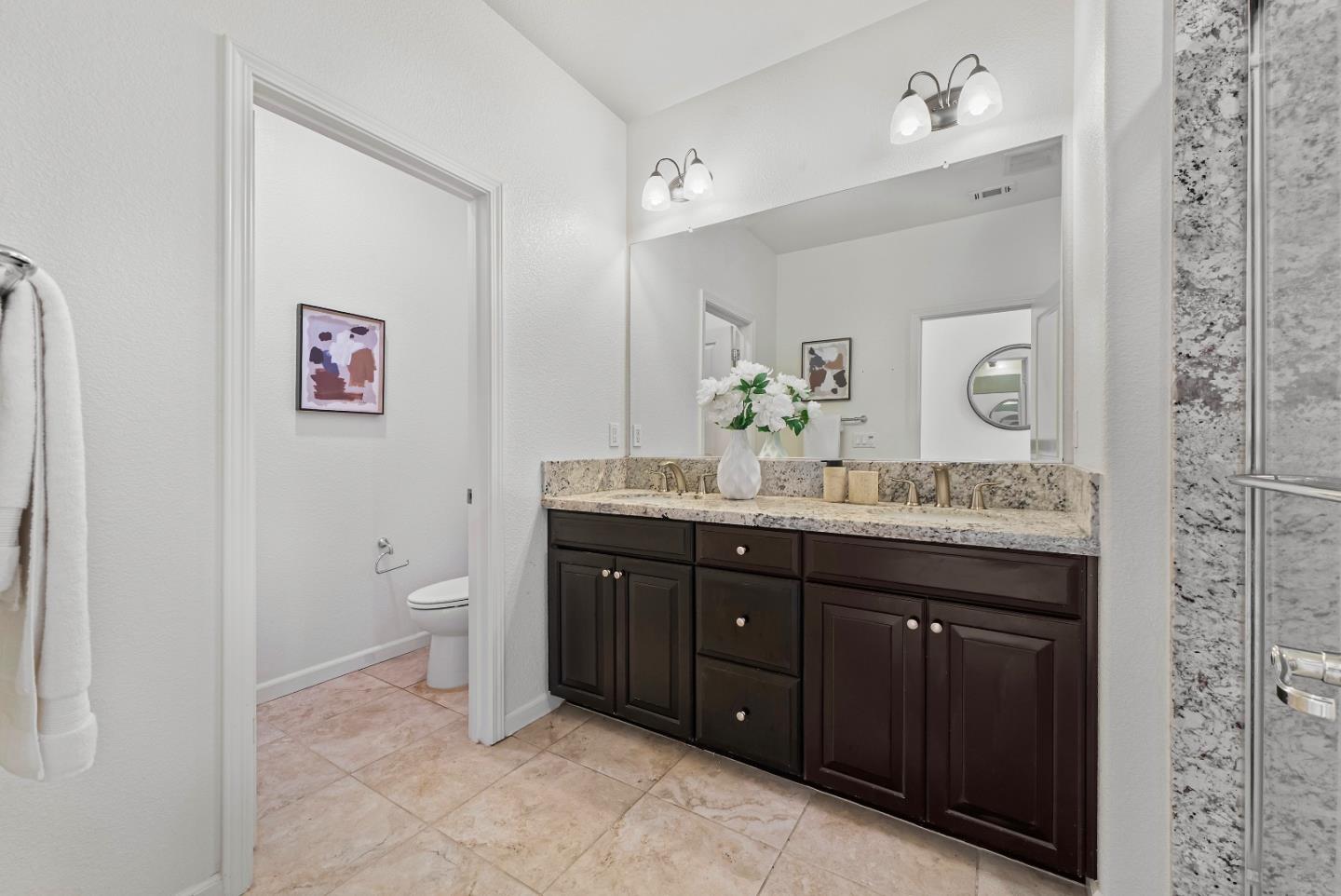 Detail Gallery Image 22 of 46 For 2753 Ferrara Cir, San Jose,  CA 95111 - 3 Beds | 3/1 Baths