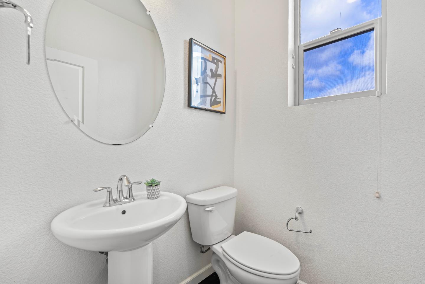Detail Gallery Image 27 of 46 For 2753 Ferrara Cir, San Jose,  CA 95111 - 3 Beds | 3/1 Baths