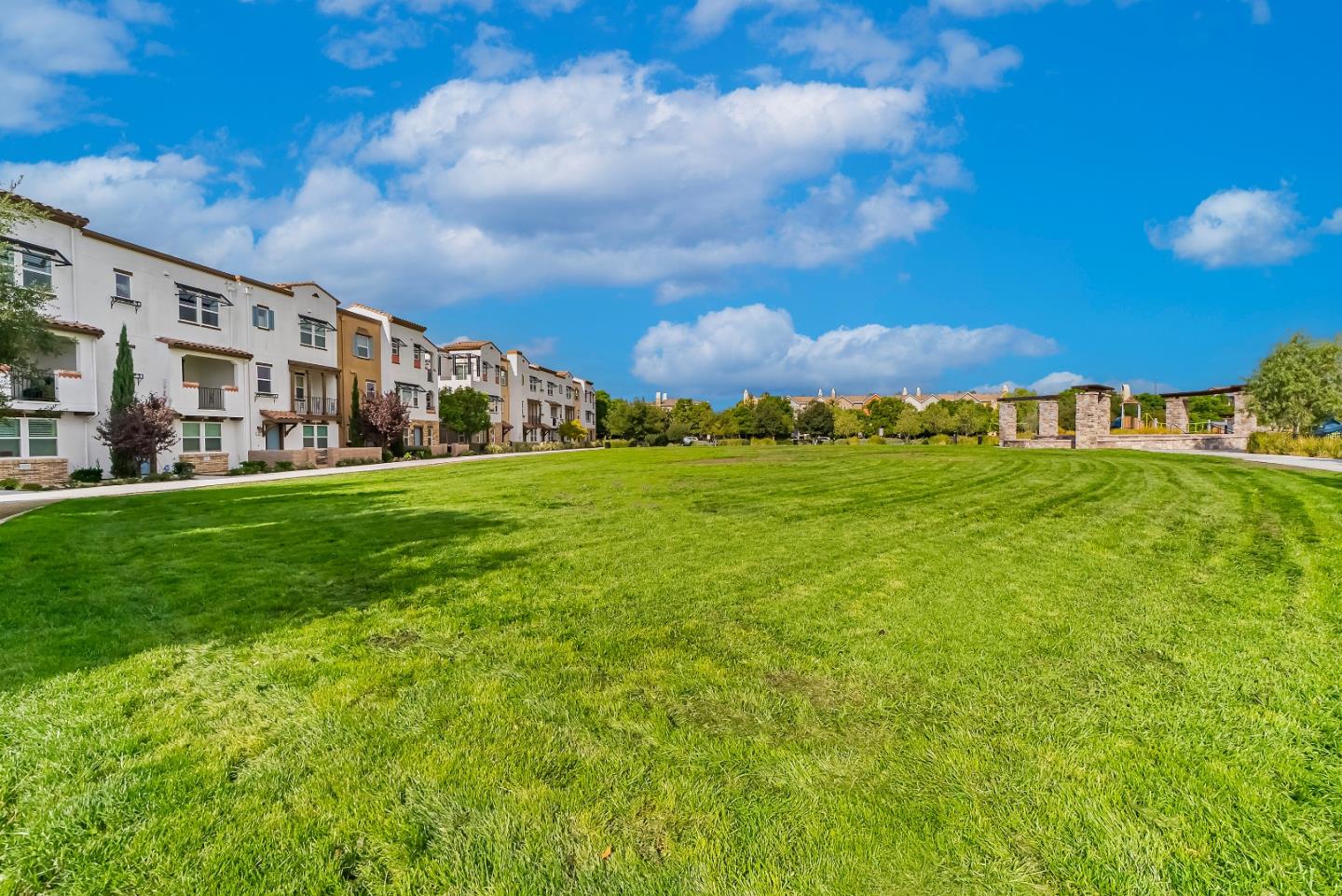 Detail Gallery Image 38 of 46 For 2753 Ferrara Cir, San Jose,  CA 95111 - 3 Beds | 3/1 Baths