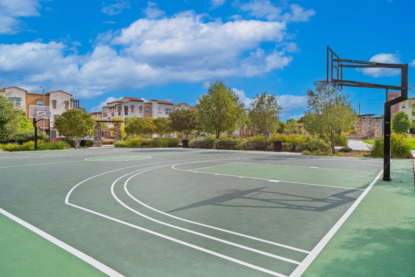 Detail Gallery Image 42 of 46 For 2753 Ferrara Cir, San Jose,  CA 95111 - 3 Beds | 3/1 Baths