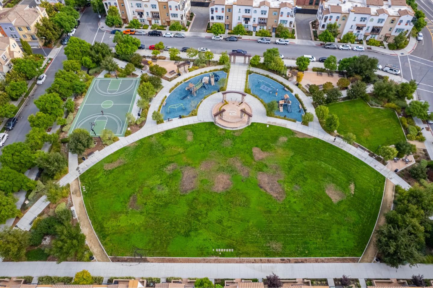 Detail Gallery Image 44 of 46 For 2753 Ferrara Cir, San Jose,  CA 95111 - 3 Beds | 3/1 Baths