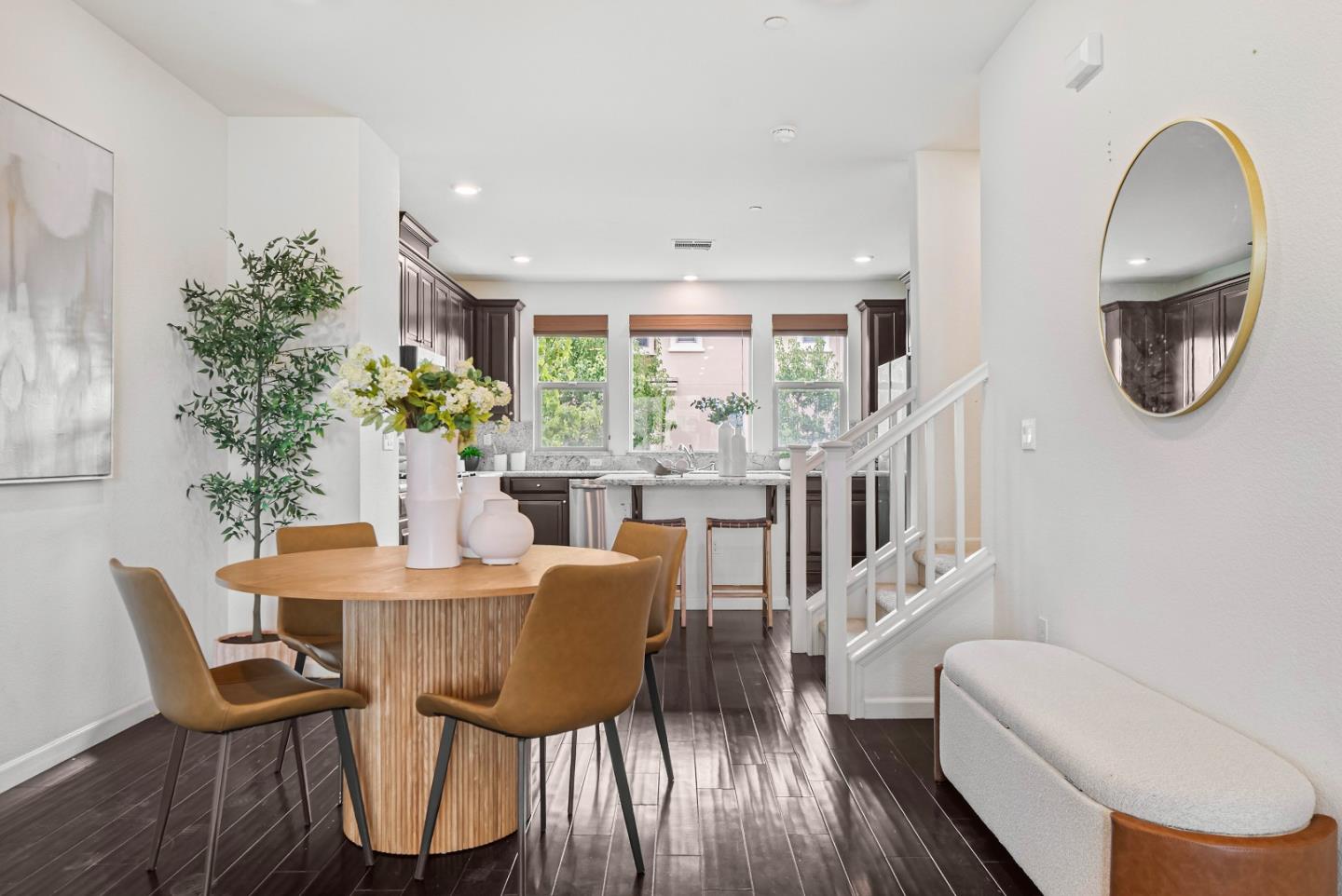 Detail Gallery Image 6 of 46 For 2753 Ferrara Cir, San Jose,  CA 95111 - 3 Beds | 3/1 Baths