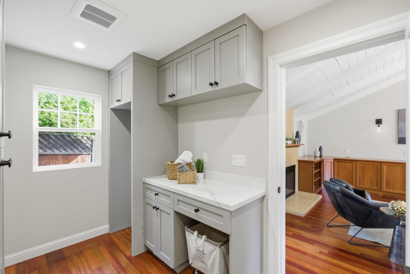 Detail Gallery Image 40 of 101 For 2177 Emory St, San Jose,  CA 95128 - 3 Beds | 2 Baths