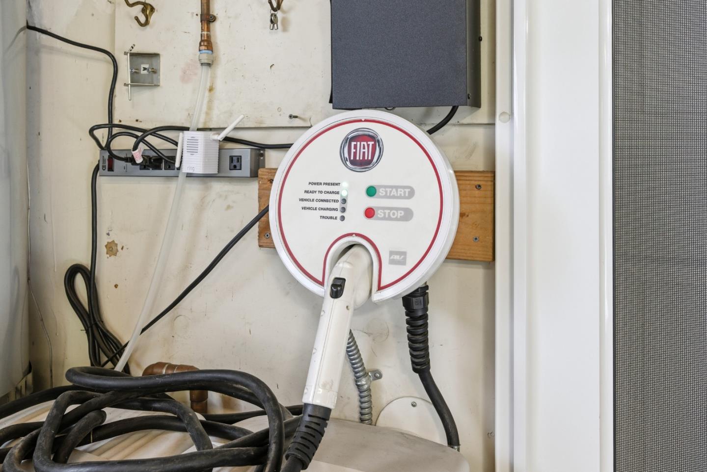 Detail Gallery Image 61 of 101 For 2177 Emory St, San Jose,  CA 95128 - 3 Beds | 2 Baths