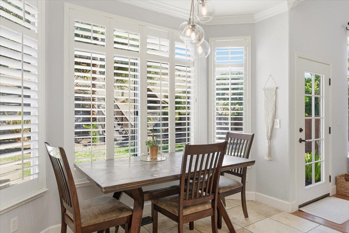 Detail Gallery Image 12 of 32 For 2777 Mira Bella Cir, Morgan Hill,  CA 95037 - 4 Beds | 3 Baths