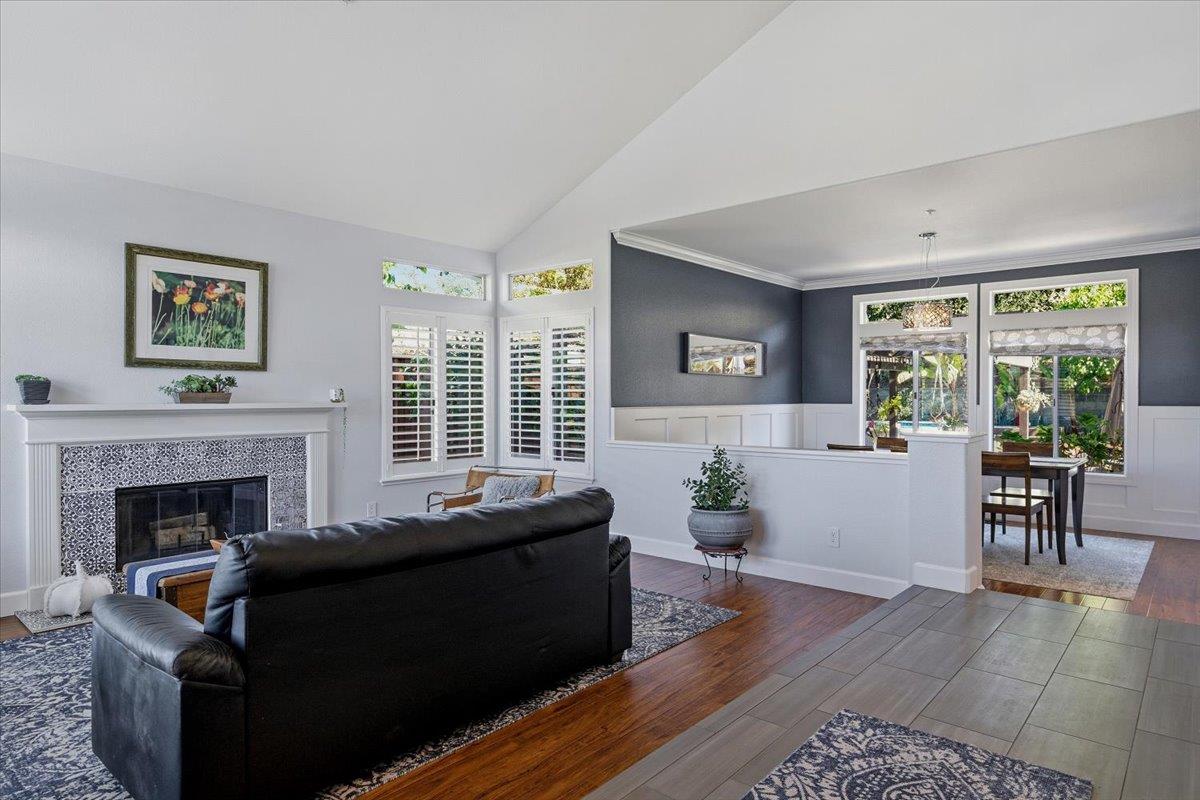 Detail Gallery Image 4 of 32 For 2777 Mira Bella Cir, Morgan Hill,  CA 95037 - 4 Beds | 3 Baths