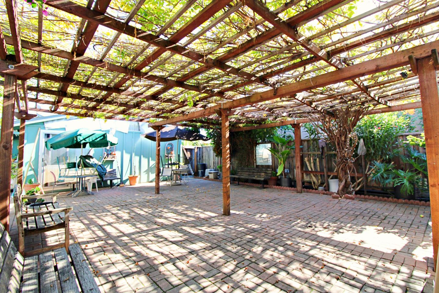 Detail Gallery Image 22 of 26 For 657 2nd Ave, Redwood City,  CA 94063 - 3 Beds | 2 Baths