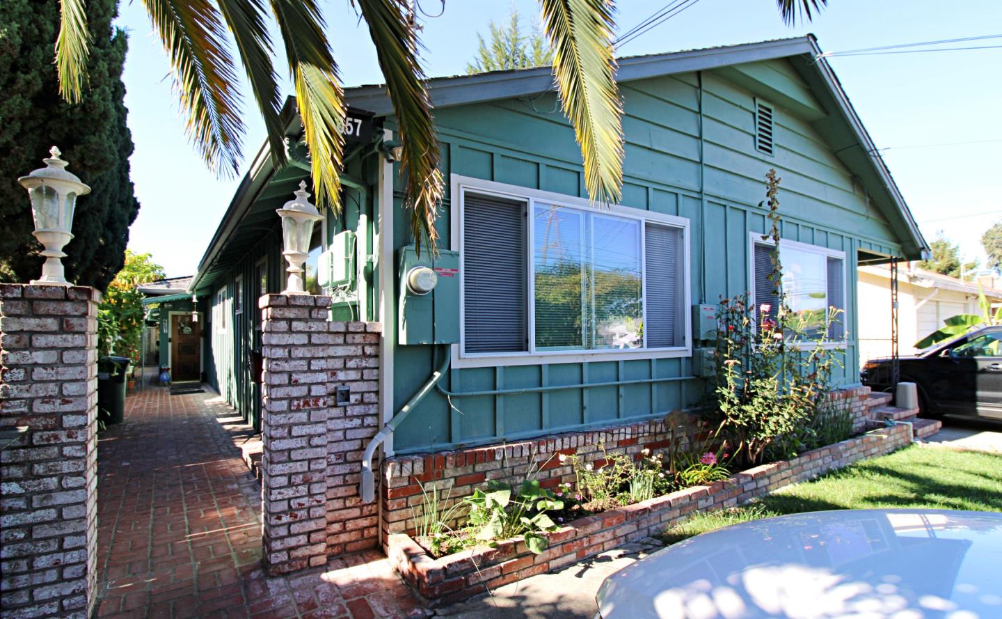 Detail Gallery Image 7 of 26 For 657 2nd Ave, Redwood City,  CA 94063 - 3 Beds | 2 Baths