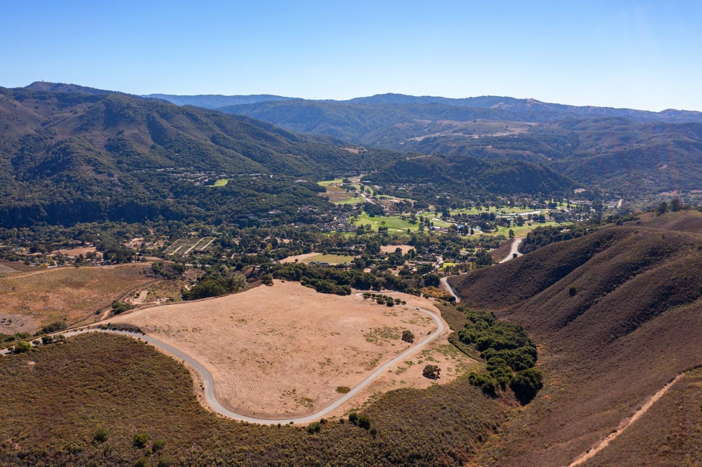 Detail Gallery Image 11 of 17 For 10190 Calle De Robles, Carmel,  CA 93923 - – Beds | – Baths