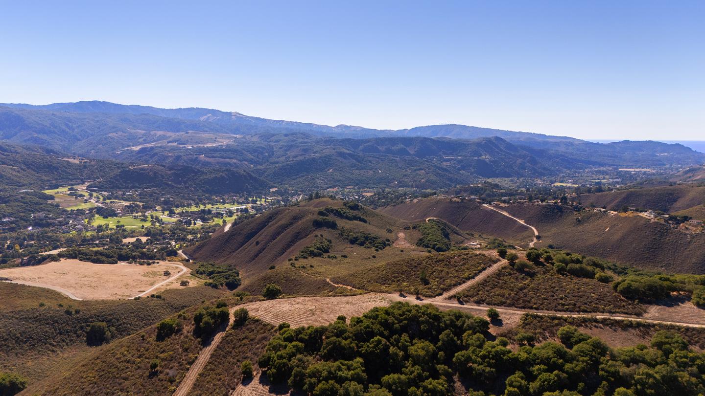 Detail Gallery Image 13 of 17 For 10190 Calle De Robles, Carmel,  CA 93923 - – Beds | – Baths