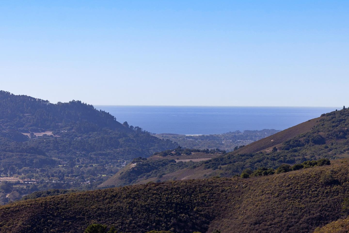 Detail Gallery Image 2 of 17 For 10190 Calle De Robles, Carmel,  CA 93923 - – Beds | – Baths