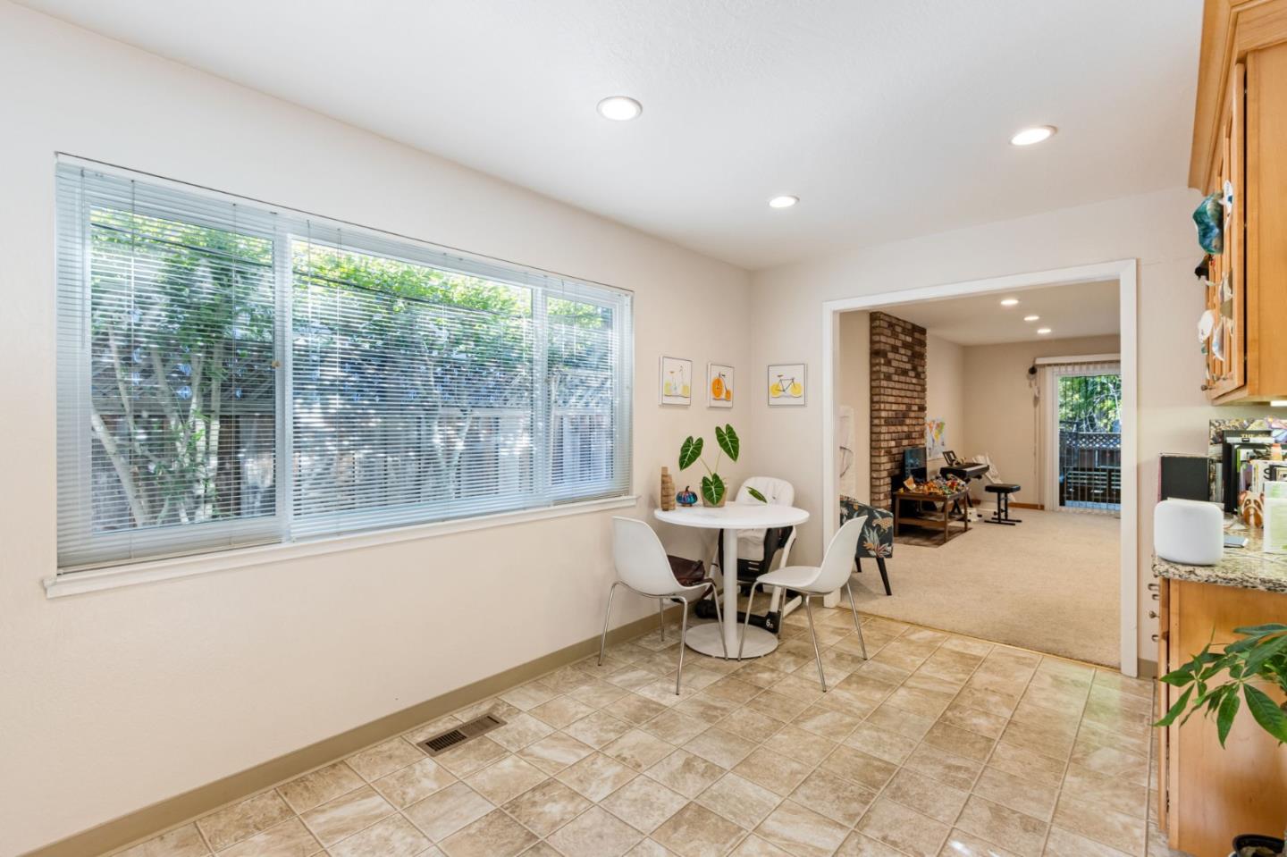 Detail Gallery Image 25 of 92 For 841 Partridge Ave, Menlo Park,  CA 94025 - – Beds | – Baths