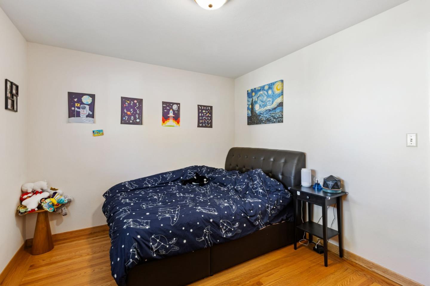 Detail Gallery Image 33 of 92 For 841 Partridge Ave, Menlo Park,  CA 94025 - – Beds | – Baths