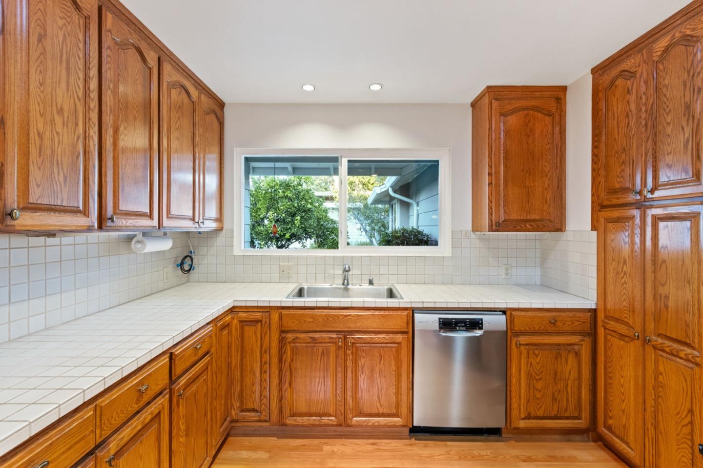 Detail Gallery Image 48 of 92 For 841 Partridge Ave, Menlo Park,  CA 94025 - – Beds | – Baths