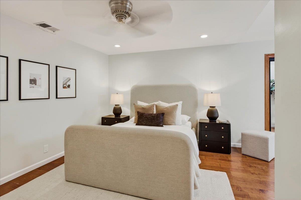 Detail Gallery Image 14 of 40 For 2544 Glenrio Dr, San Jose,  CA 95121 - 4 Beds | 4 Baths