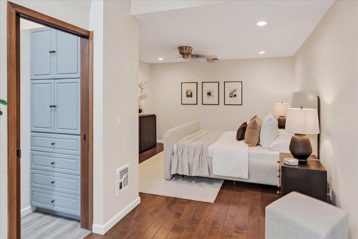 Detail Gallery Image 19 of 40 For 2544 Glenrio Dr, San Jose,  CA 95121 - 4 Beds | 4 Baths