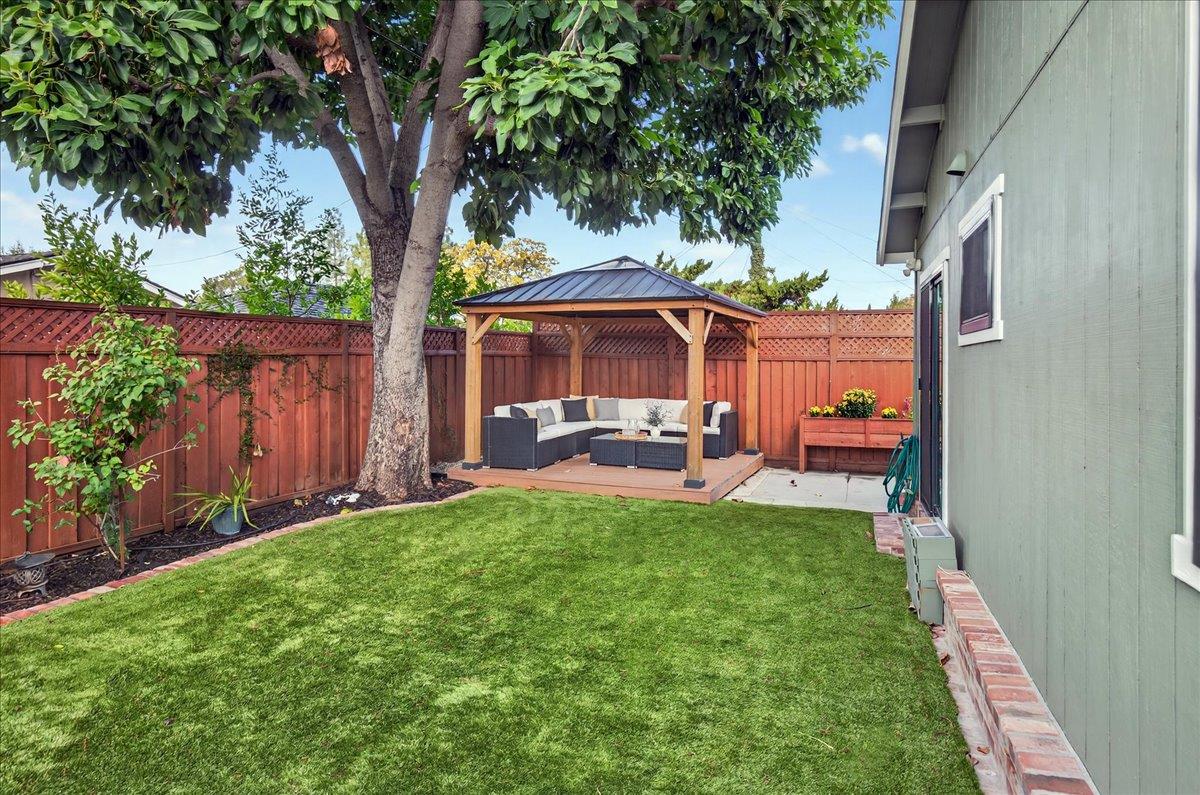 Detail Gallery Image 35 of 40 For 2544 Glenrio Dr, San Jose,  CA 95121 - 4 Beds | 4 Baths