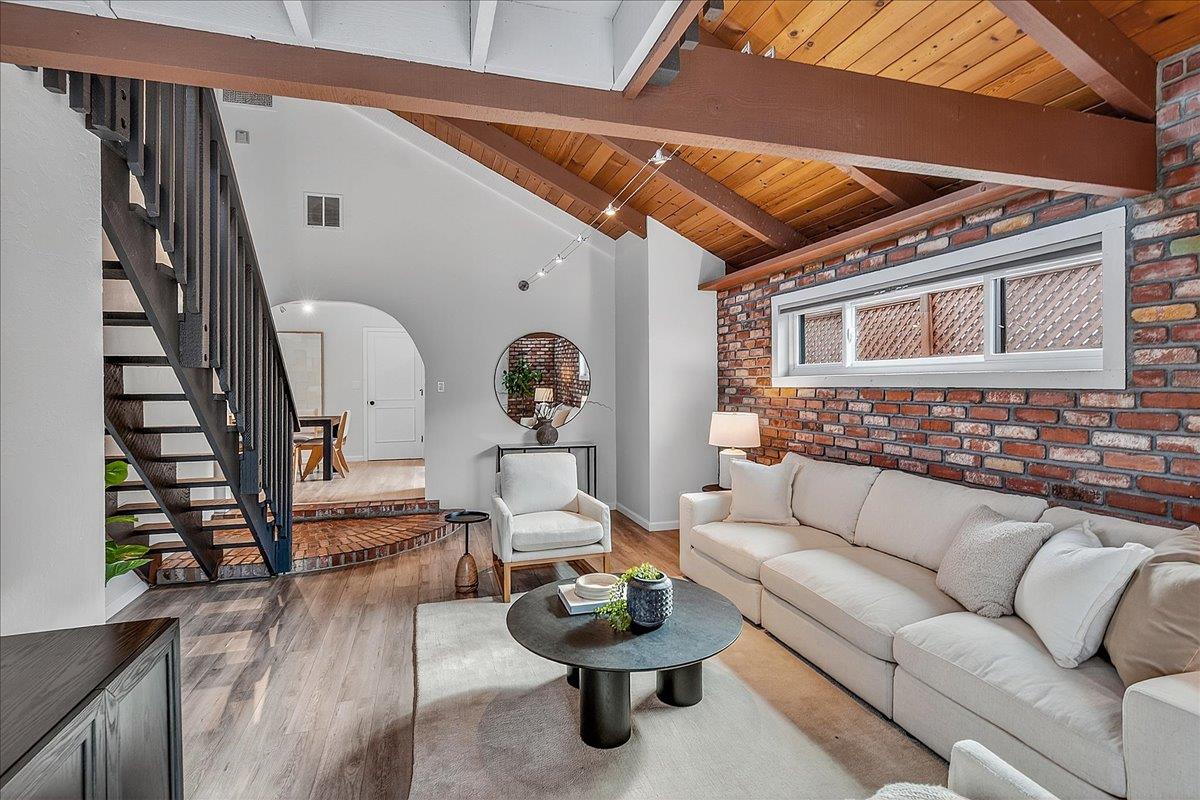 Detail Gallery Image 6 of 40 For 2544 Glenrio Dr, San Jose,  CA 95121 - 4 Beds | 4 Baths