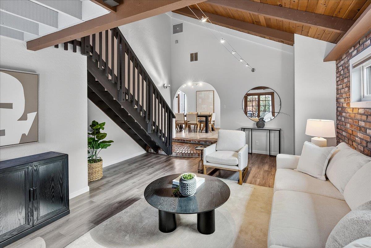 Detail Gallery Image 7 of 40 For 2544 Glenrio Dr, San Jose,  CA 95121 - 4 Beds | 4 Baths