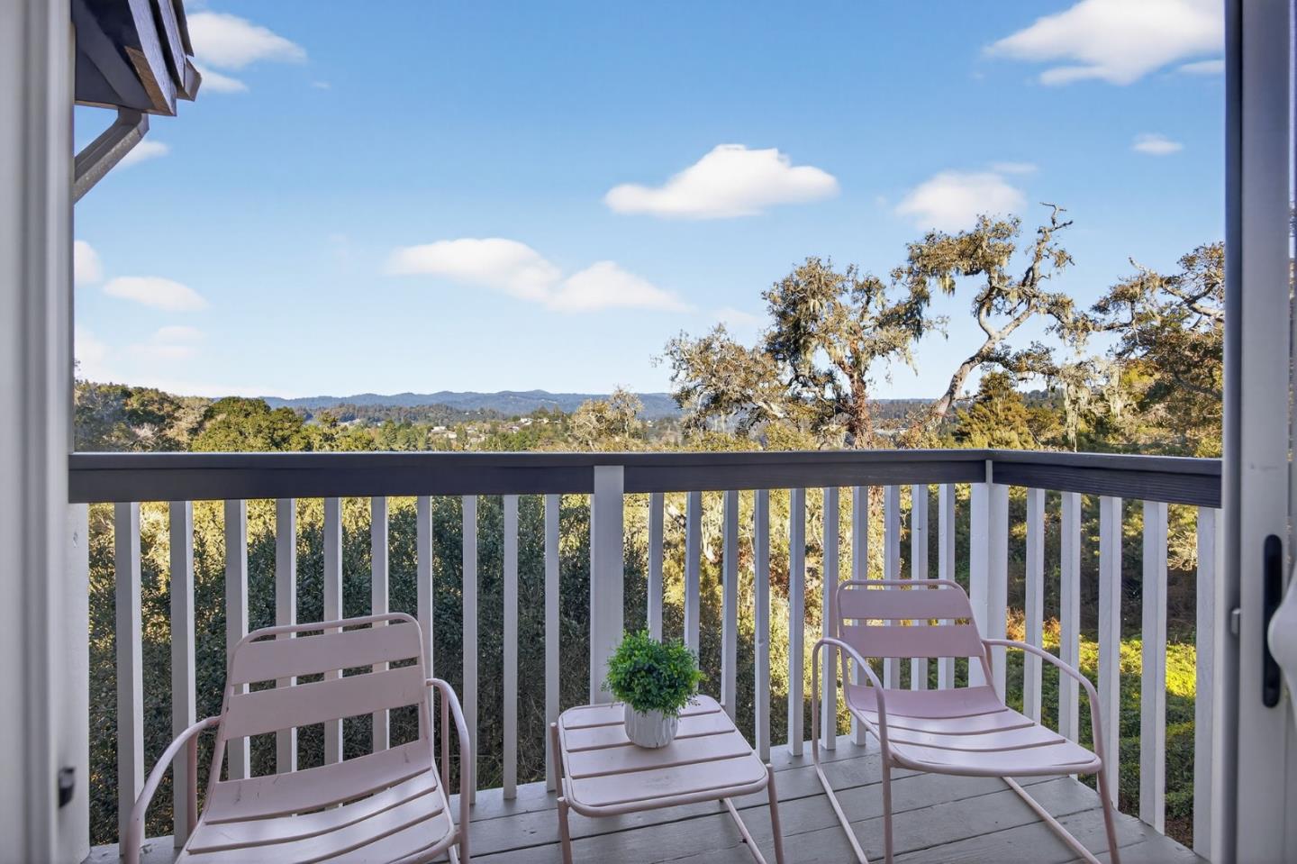 Detail Gallery Image 14 of 19 For 801 Cresta Vista Way, Aptos,  CA 95003 - 3 Beds | 2/1 Baths