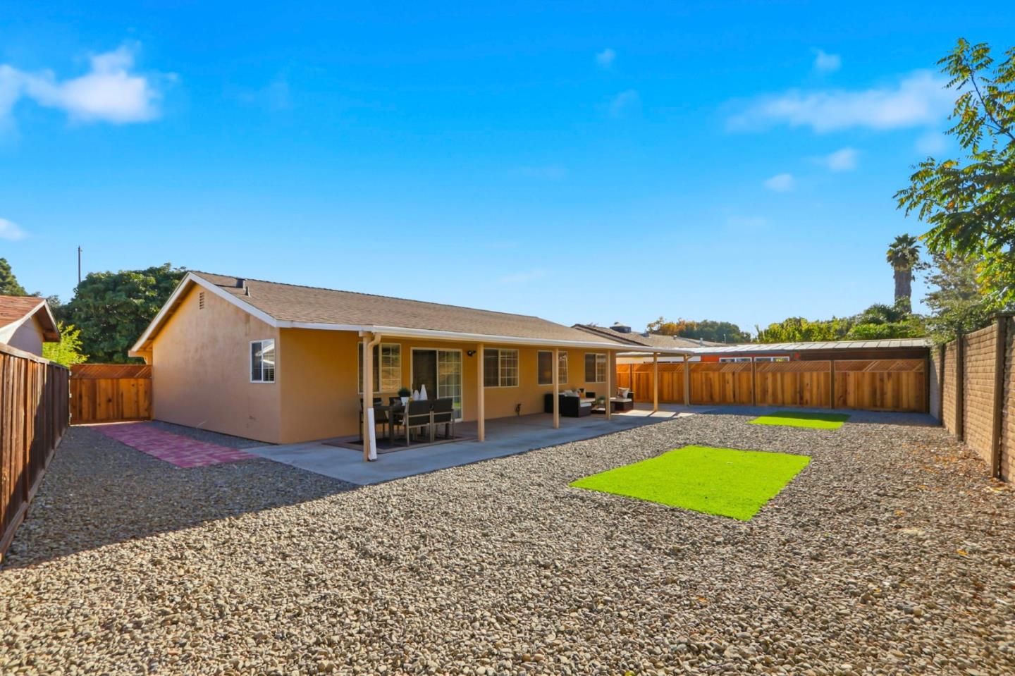 Detail Gallery Image 35 of 39 For 1671 Silvertree Dr, San Jose,  CA 95131 - 4 Beds | 2 Baths