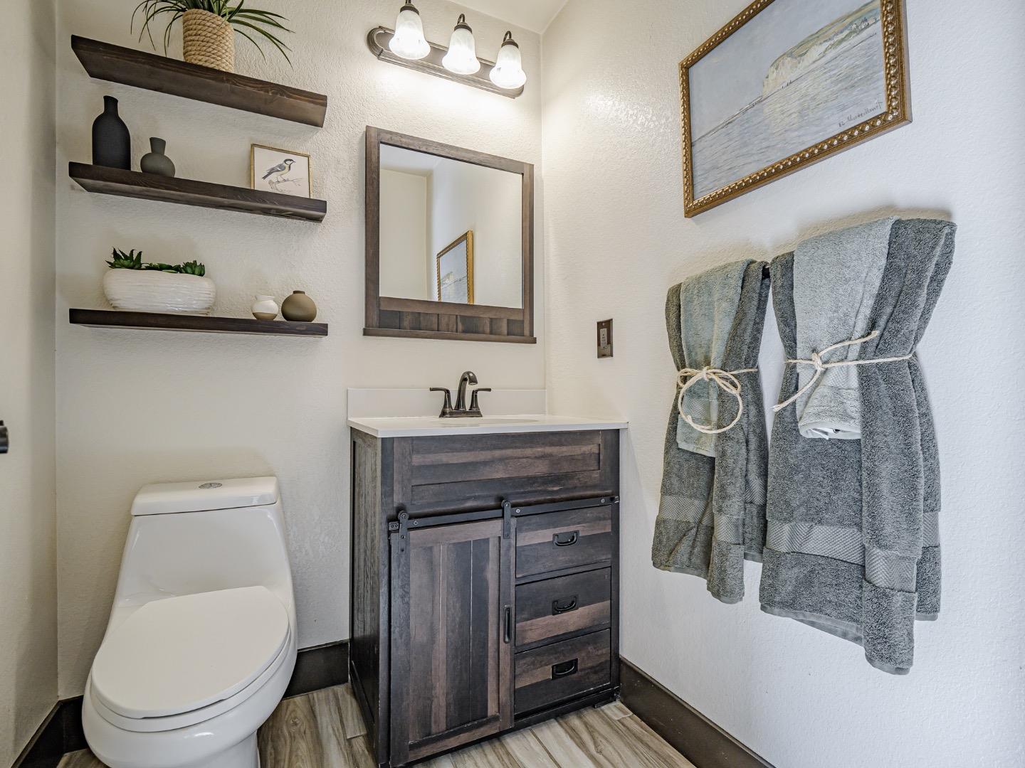 Detail Gallery Image 14 of 91 For 261 Dry Creek Rd, Aptos,  CA 95003 - 3 Beds | 3/1 Baths