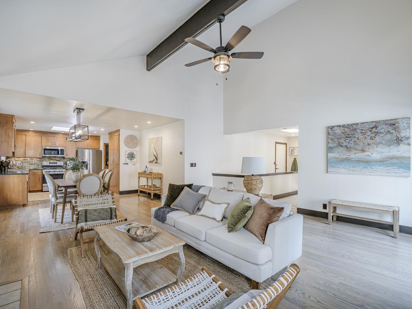 Detail Gallery Image 18 of 91 For 261 Dry Creek Rd, Aptos,  CA 95003 - 3 Beds | 3/1 Baths