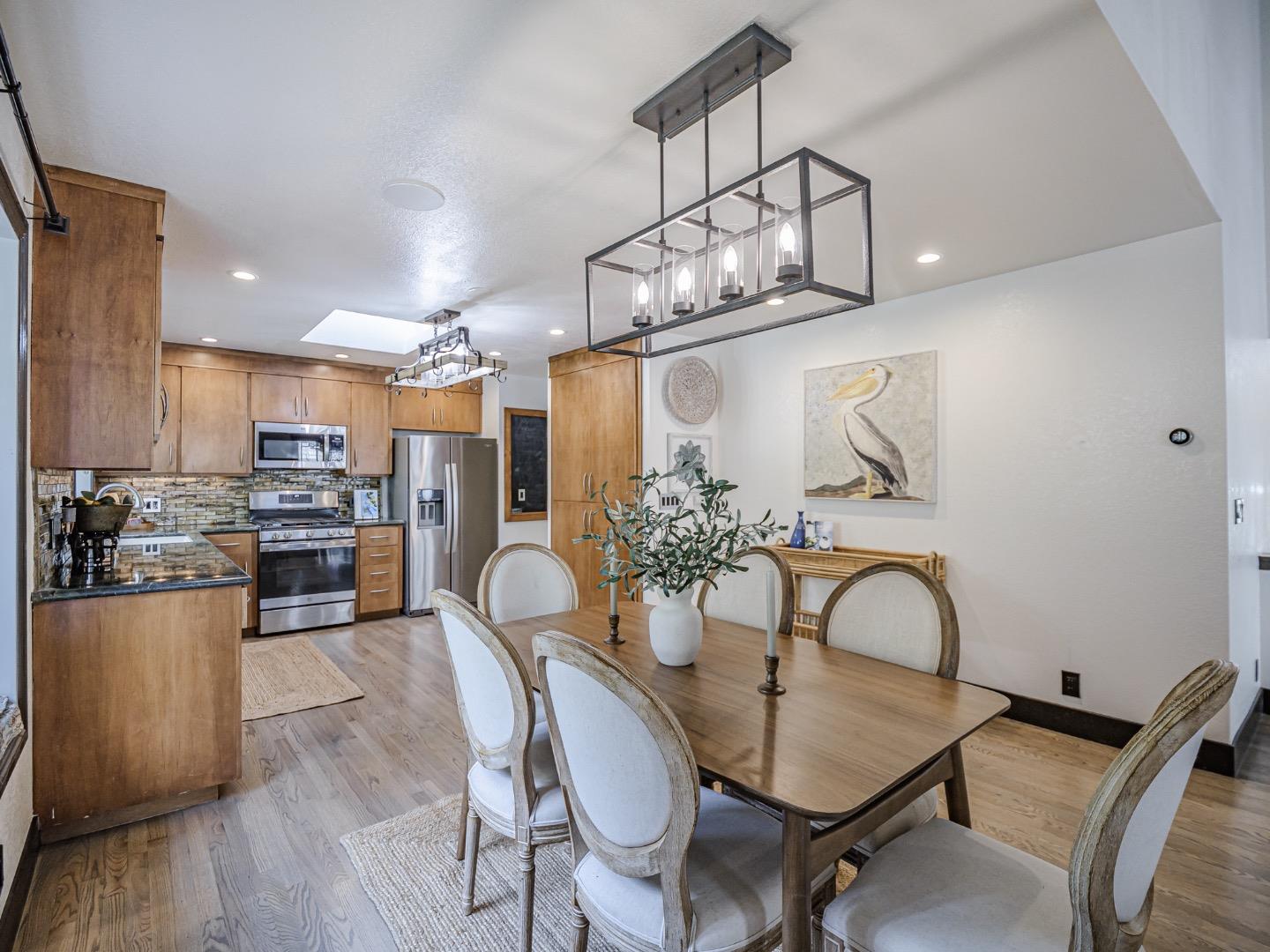 Detail Gallery Image 21 of 91 For 261 Dry Creek Rd, Aptos,  CA 95003 - 3 Beds | 3/1 Baths